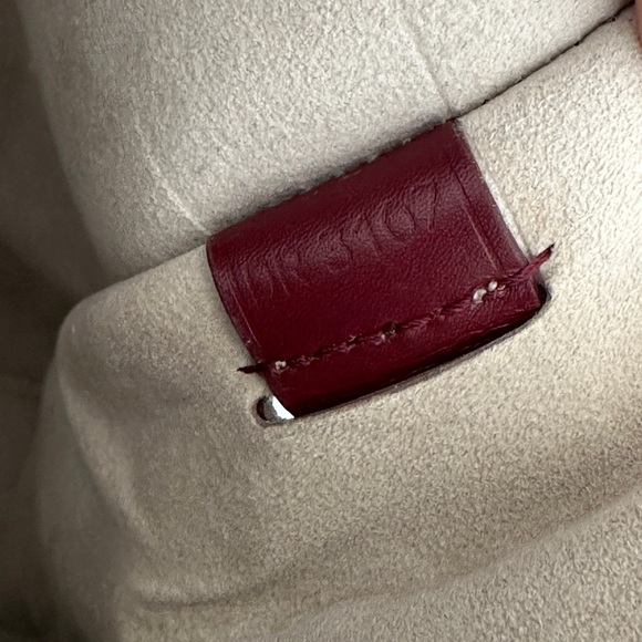 Cuir Plume Very Tote - Picture 9 of 16